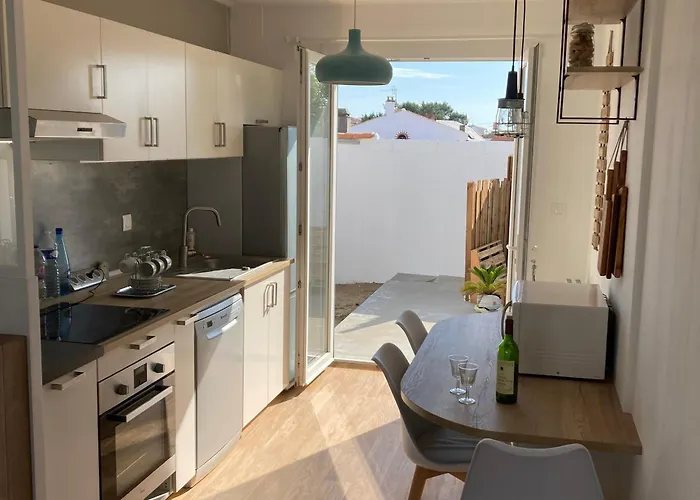 Maison Renovee Pres De La A - Fr-1-22-384 Holiday home